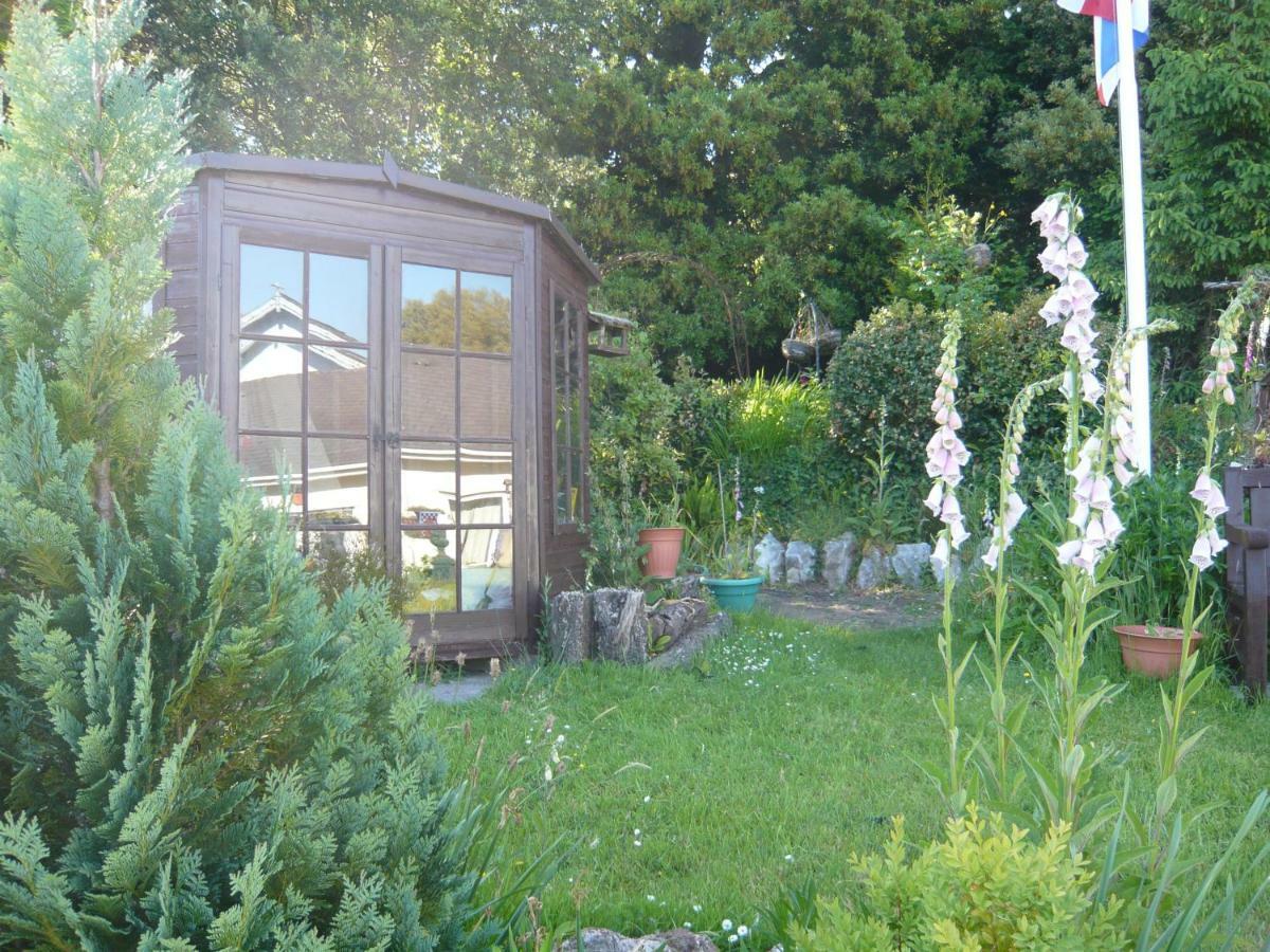 Гостевой дом The Croft - Cockwood Harbour Near 4*