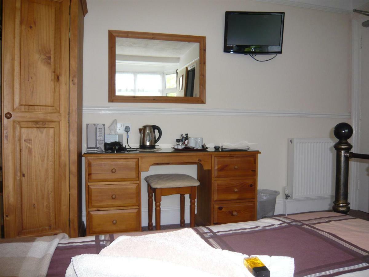 Гостевой дом The Croft - Cockwood Harbour Near 4*